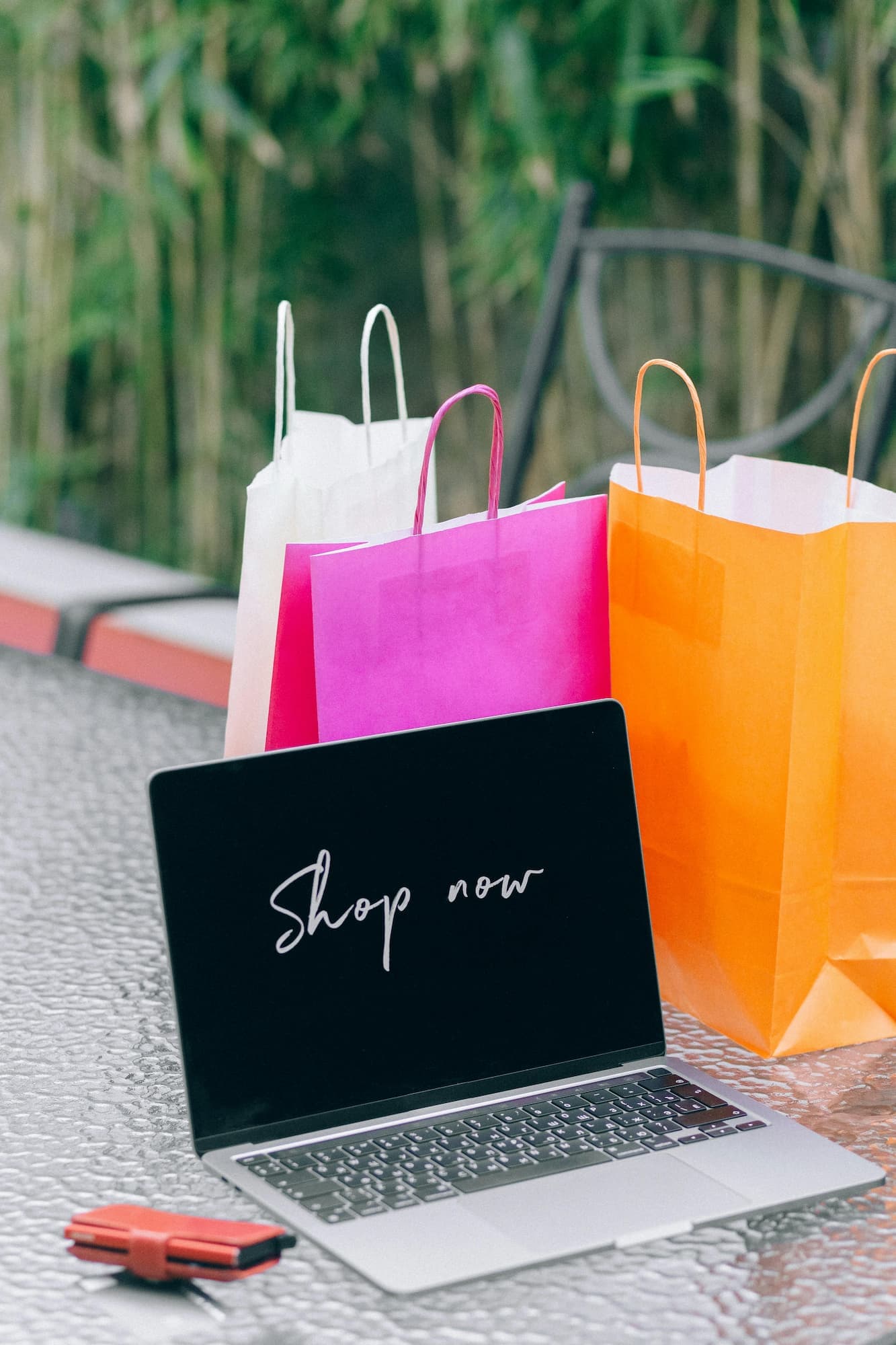 Boutique Shopify e-commerce créée par Skyra Boutique Shopify e-commerce créée par Skyra